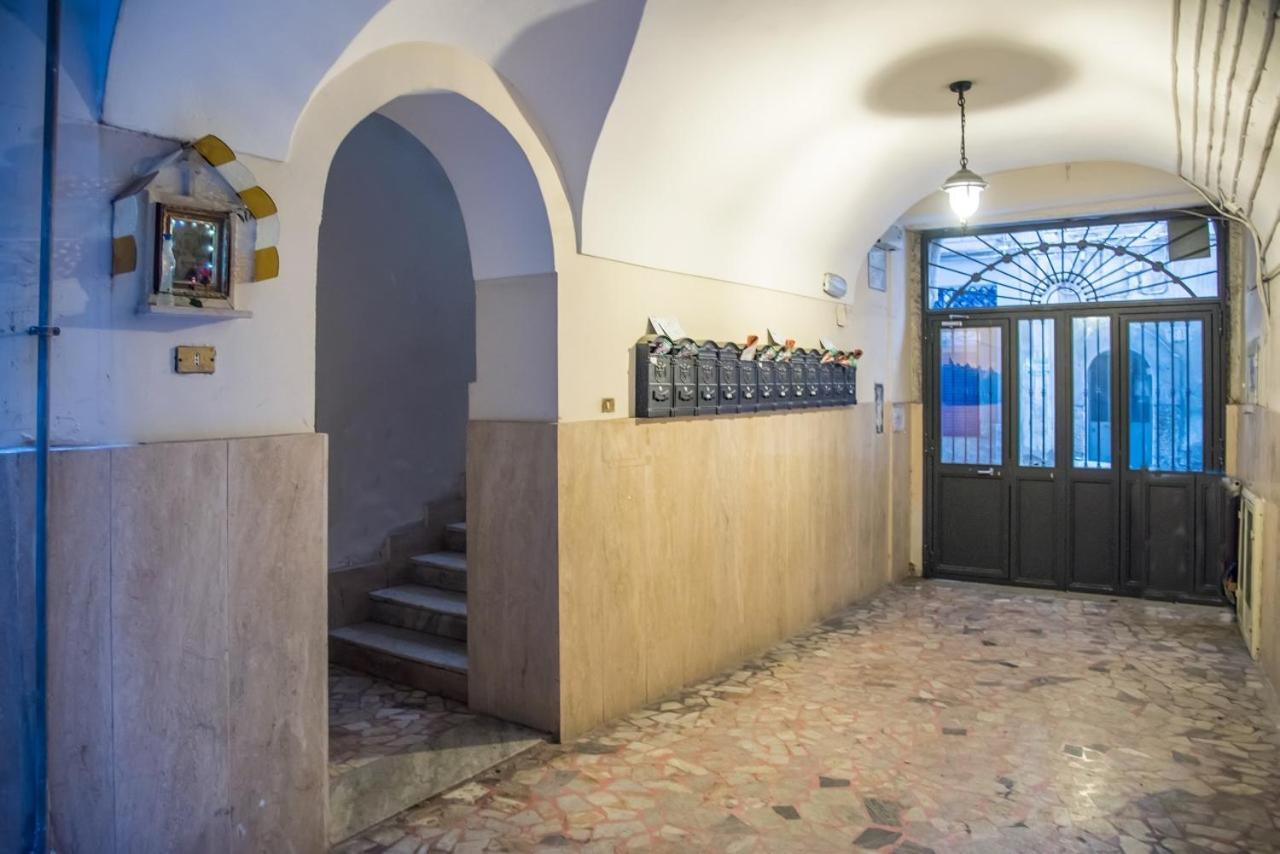Naples In The History 4M Bed & Breakfast Exterior photo